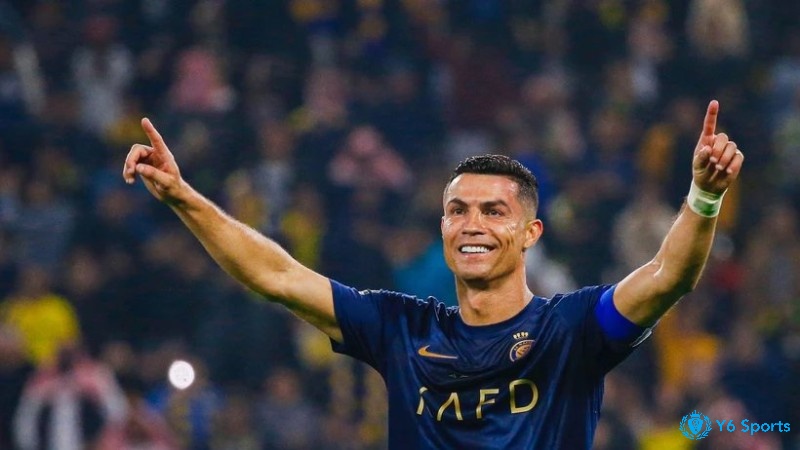 Cristiano Ronaldo là tiền đạo chuyên nghiệp hàng đầu thế giới hiện nay