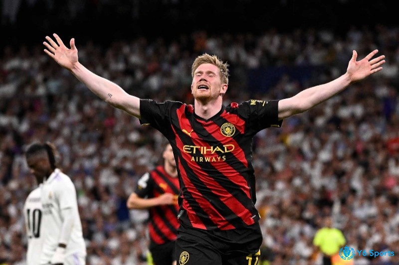 Top tiền vệ hay nhất xứng đáng nhất là Kevin De Bruyne với những cống hiến cho ĐTQG Bỉ