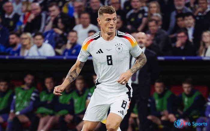 Tiền vệ hay nhất Euro - Toni Kroos